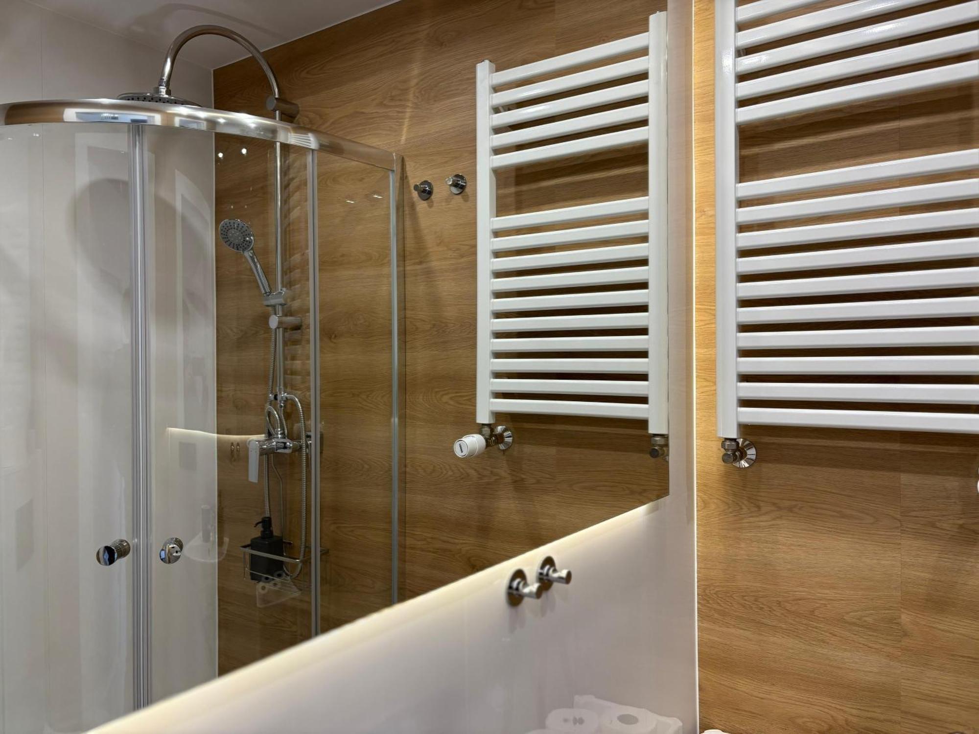 Stylowe Apartamenty W Centrum Вроцлав Экстерьер фото