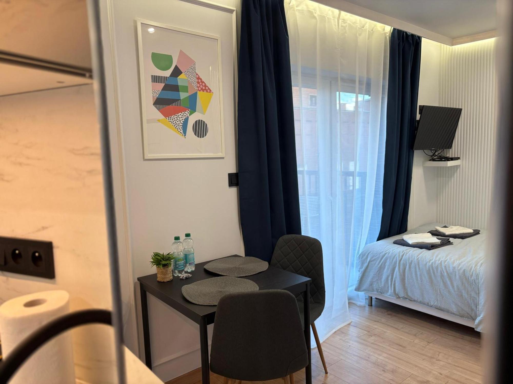 Stylowe Apartamenty W Centrum Вроцлав Экстерьер фото